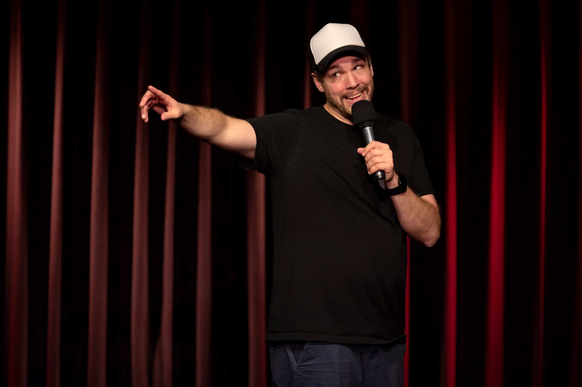 Comedy mit Herz - Michael Muster live auf der Bühne